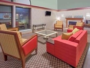 Days Inn By Wyndham Madison Ne/Windsor Eksteriør billede